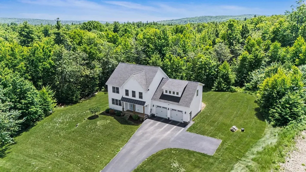 11 Lorden Road New Boston NH 03070