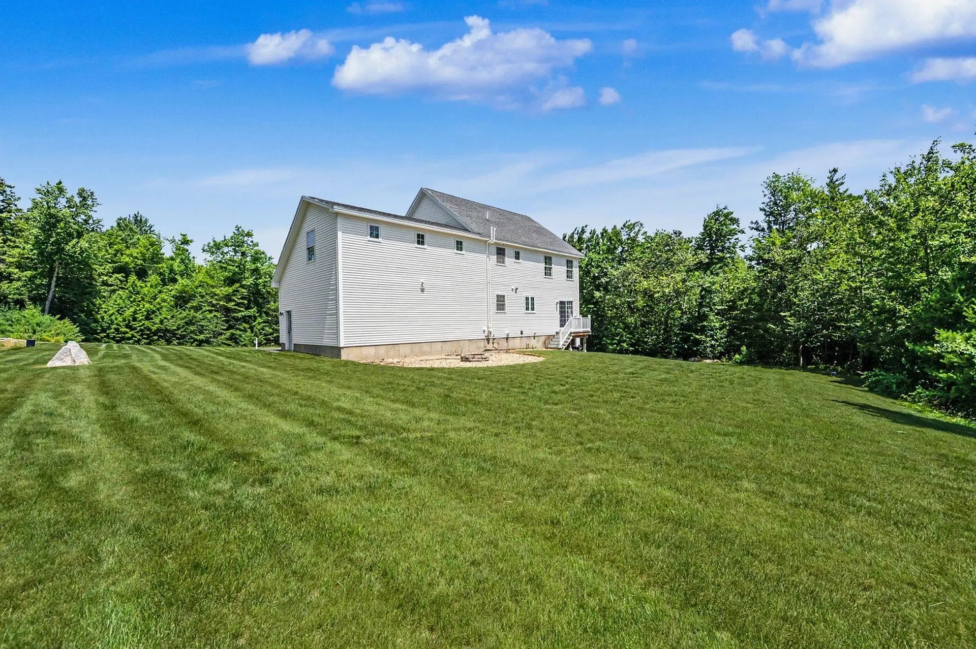 11 Lorden Road New Boston NH 03070