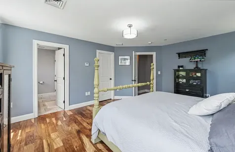 11 Lorden Road New Boston NH 03070