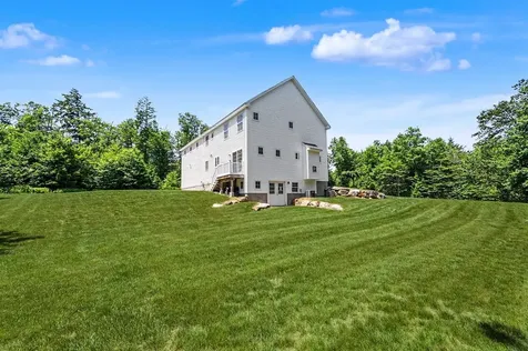 11 Lorden Road New Boston NH 03070