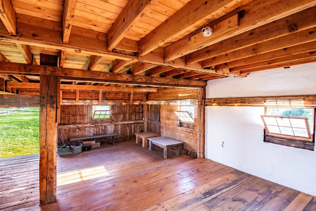 87 Porter Road Bath NH 03740
