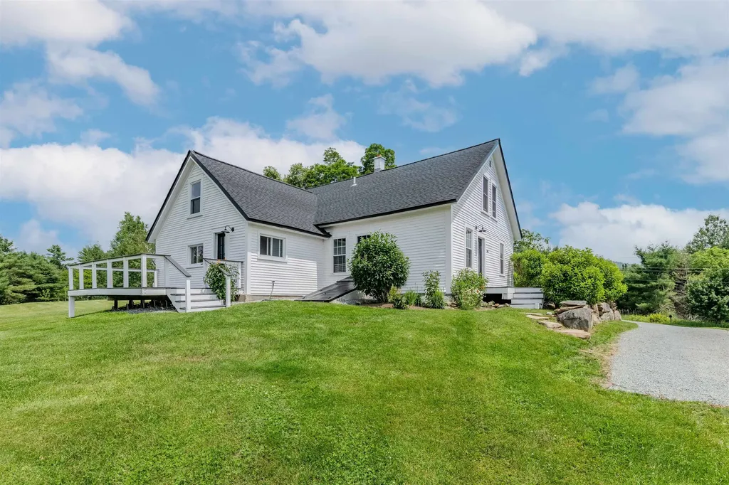 87 Porter Road Bath NH 03740