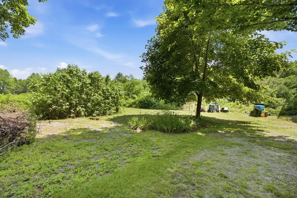 131 Waterloo Street Warner NH 03278