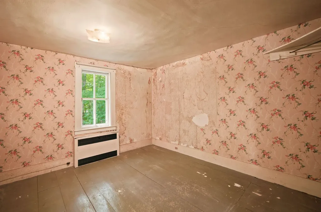 131 Waterloo Street Warner NH 03278