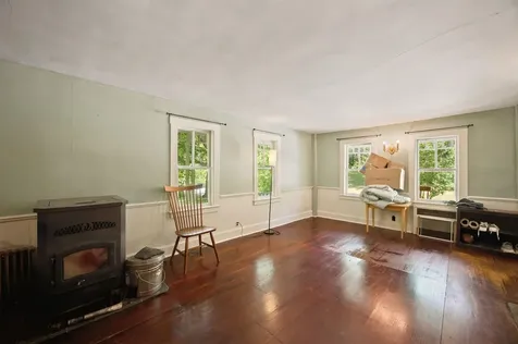 131 Waterloo Street Warner NH 03278