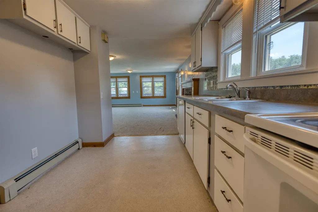 23 Riverlake Street Alton NH 03810