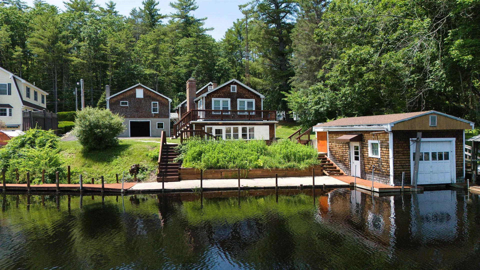 23 Riverlake Street Alton NH 03810