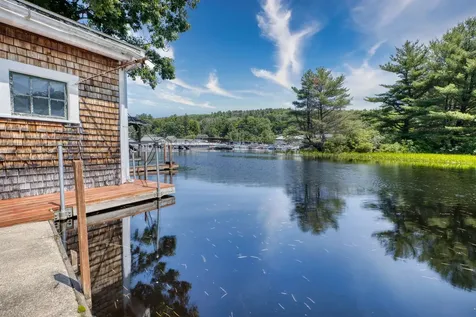 23 Riverlake Street Alton NH 03810