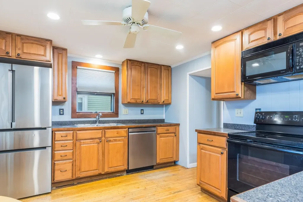 39 Chauncey Street Portsmouth NH 03801