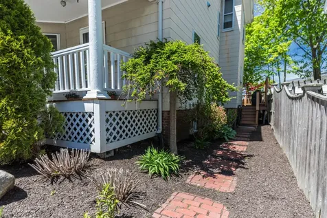 39 Chauncey Street Portsmouth NH 03801