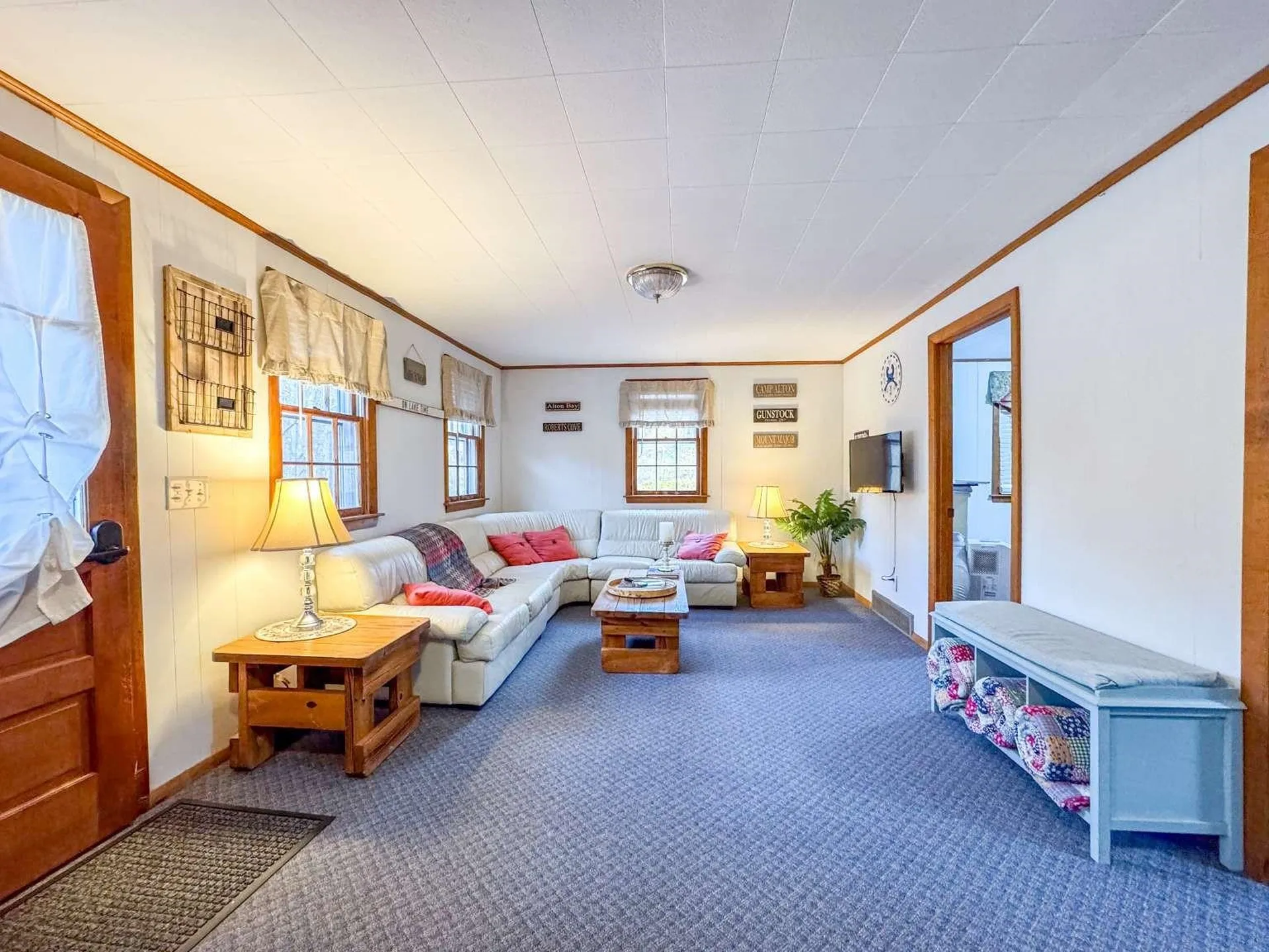 12 Beach Street Alton NH 03810