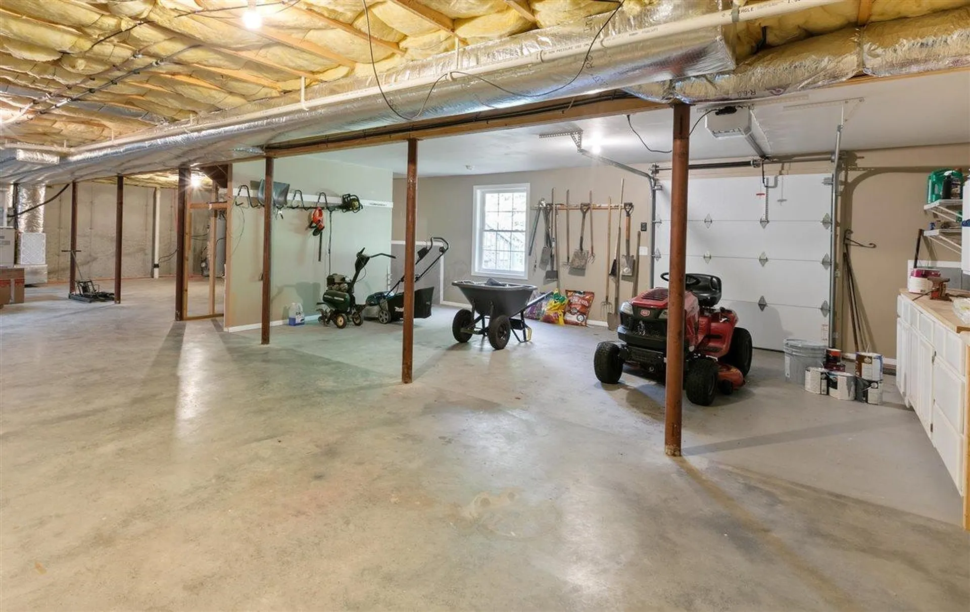 45 Phillips Road Sandown NH 03873
