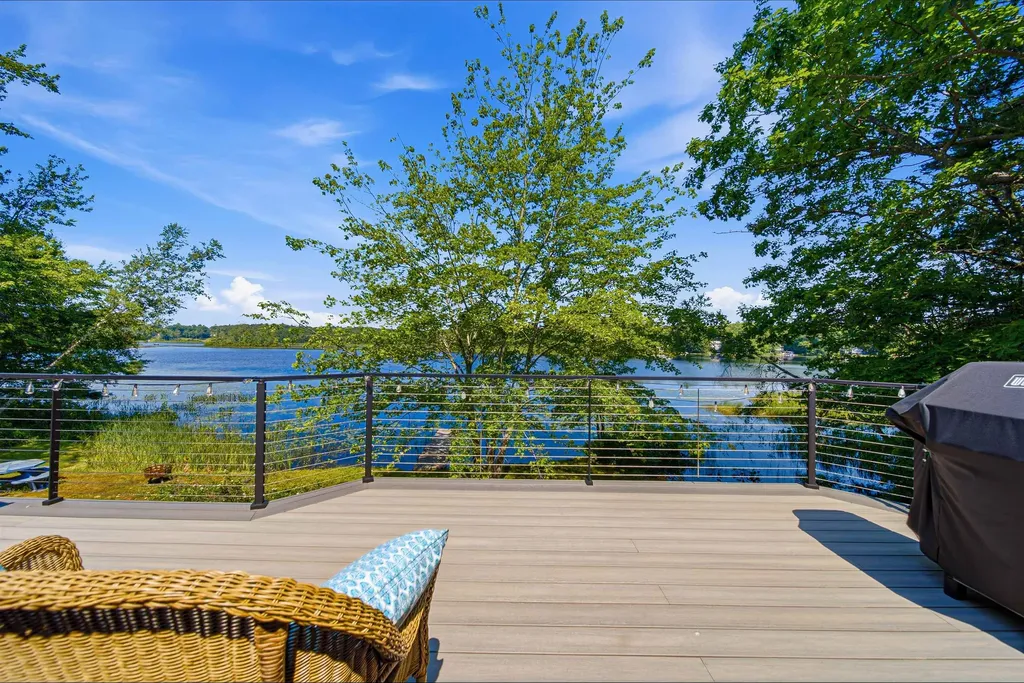 209 Lakeshore Drive Gilmanton NH 03237
