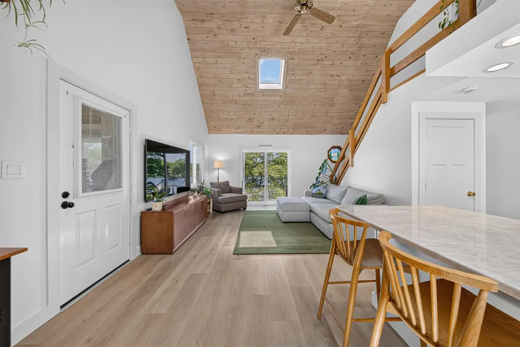 209 Lakeshore Drive Gilmanton NH 03237