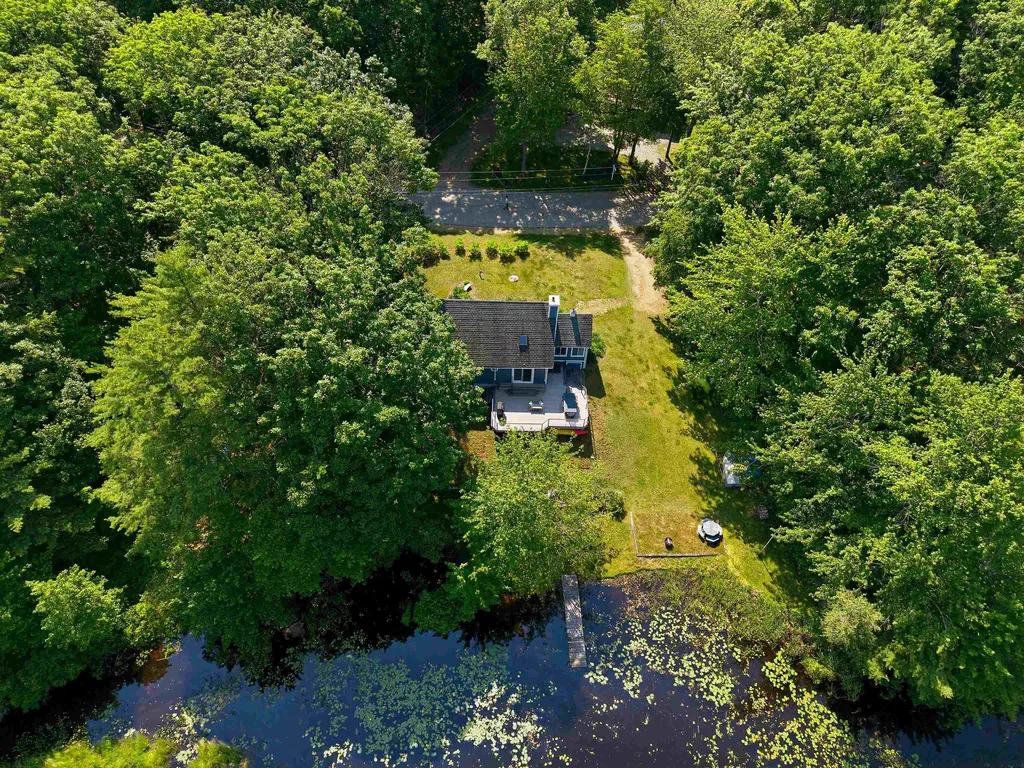 209 Lakeshore Drive Gilmanton NH 03237