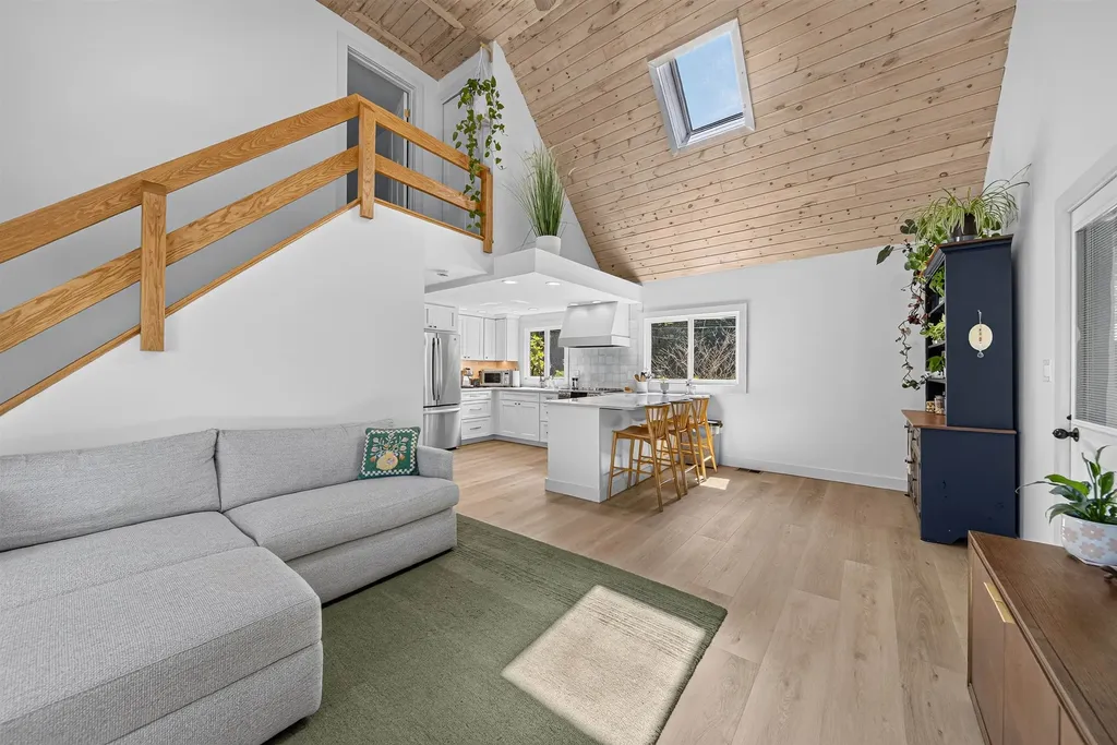 209 Lakeshore Drive Gilmanton NH 03237