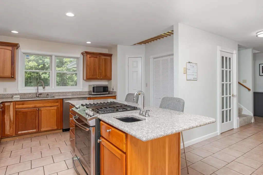 4 Bear Drive Enfield NH 03748