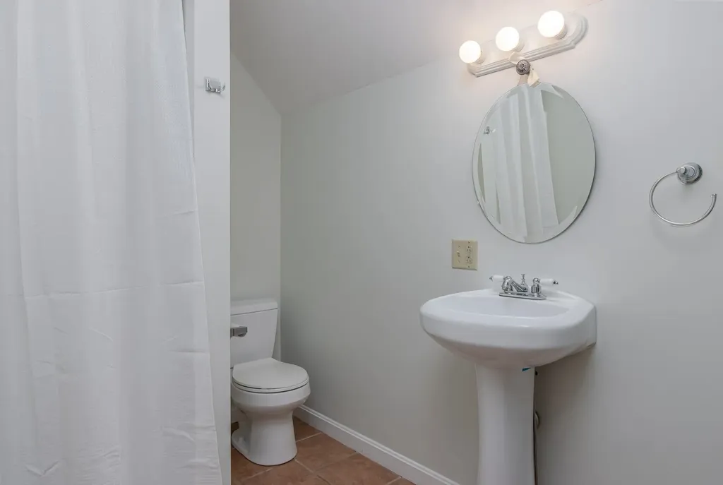4 Bear Drive Enfield NH 03748