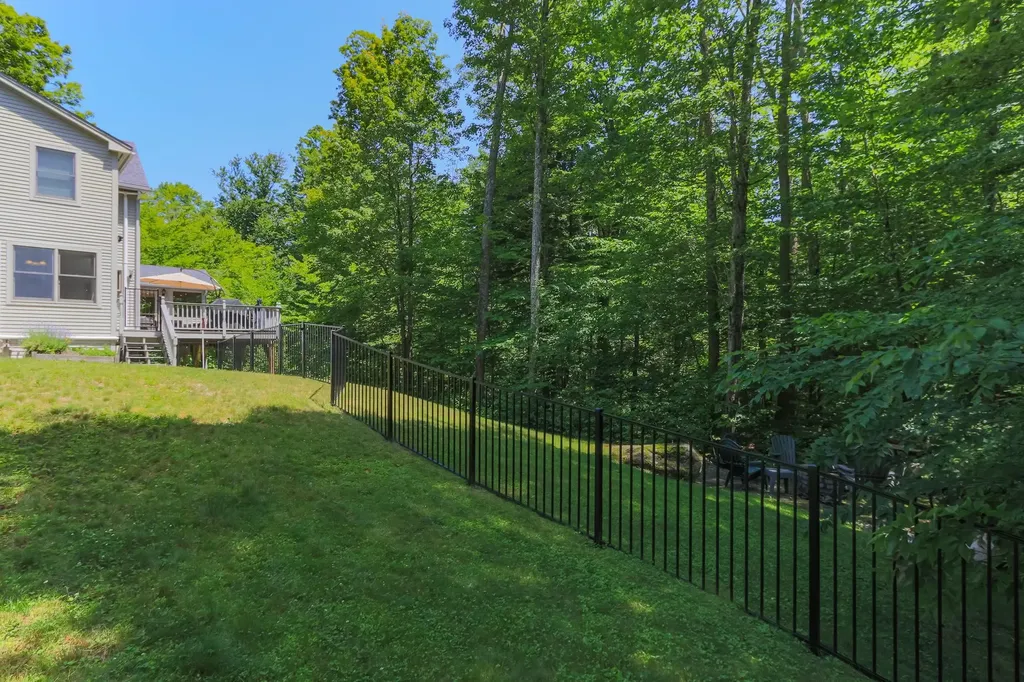 4 Bear Drive Enfield NH 03748