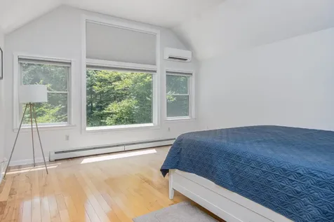 4 Bear Drive Enfield NH 03748