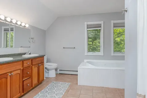 4 Bear Drive Enfield NH 03748