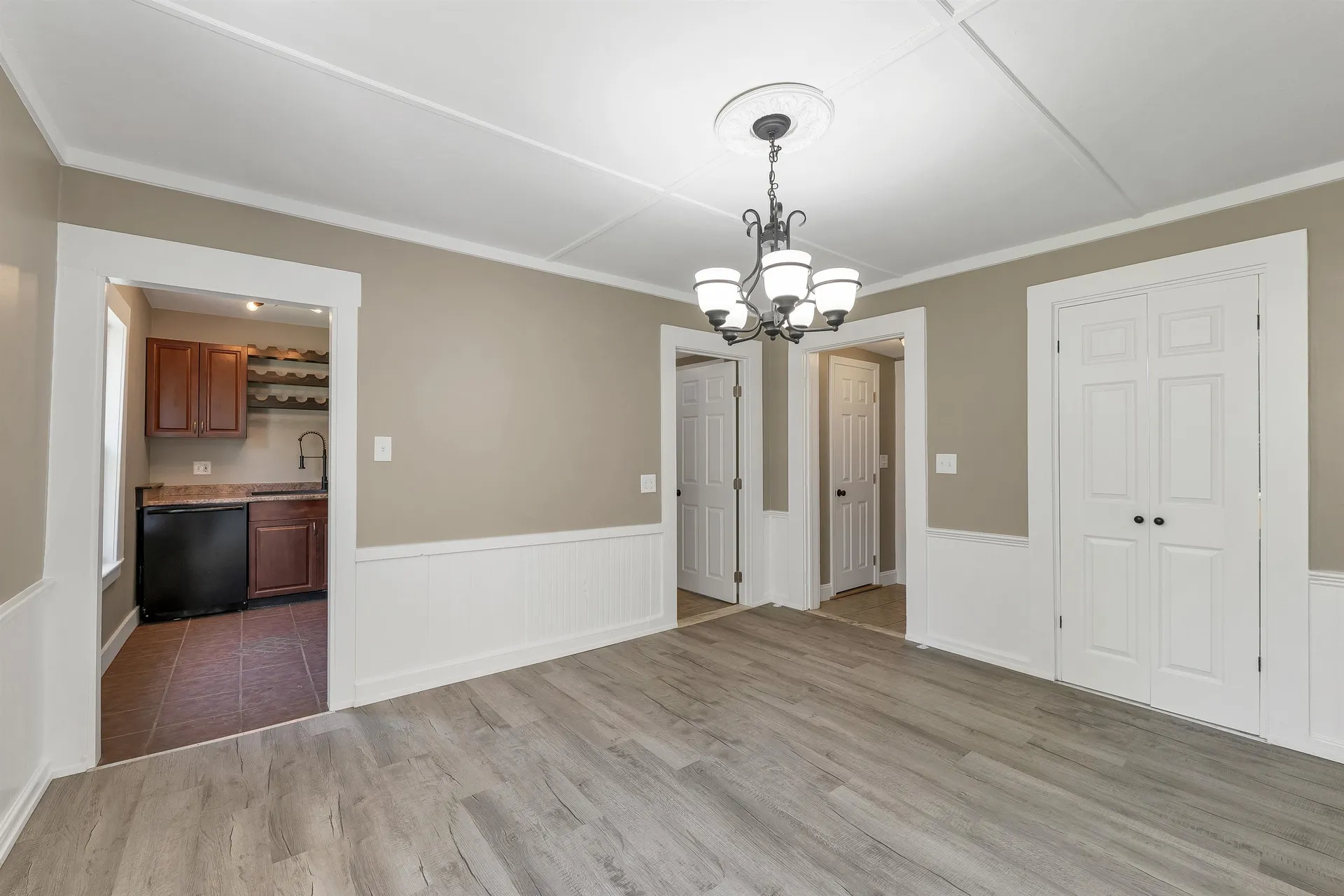 16 Brook Street Derry NH 03038