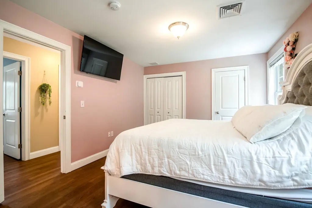 94 High Meadows Drive Deerfield NH 03037