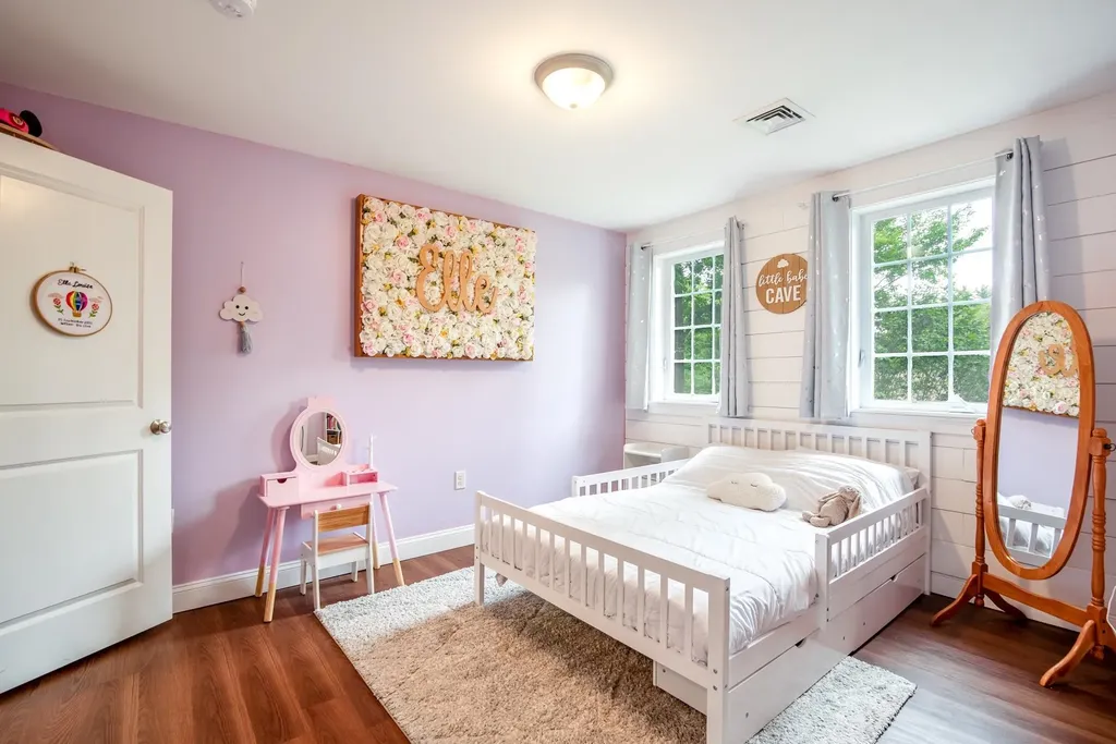 94 High Meadows Drive Deerfield NH 03037