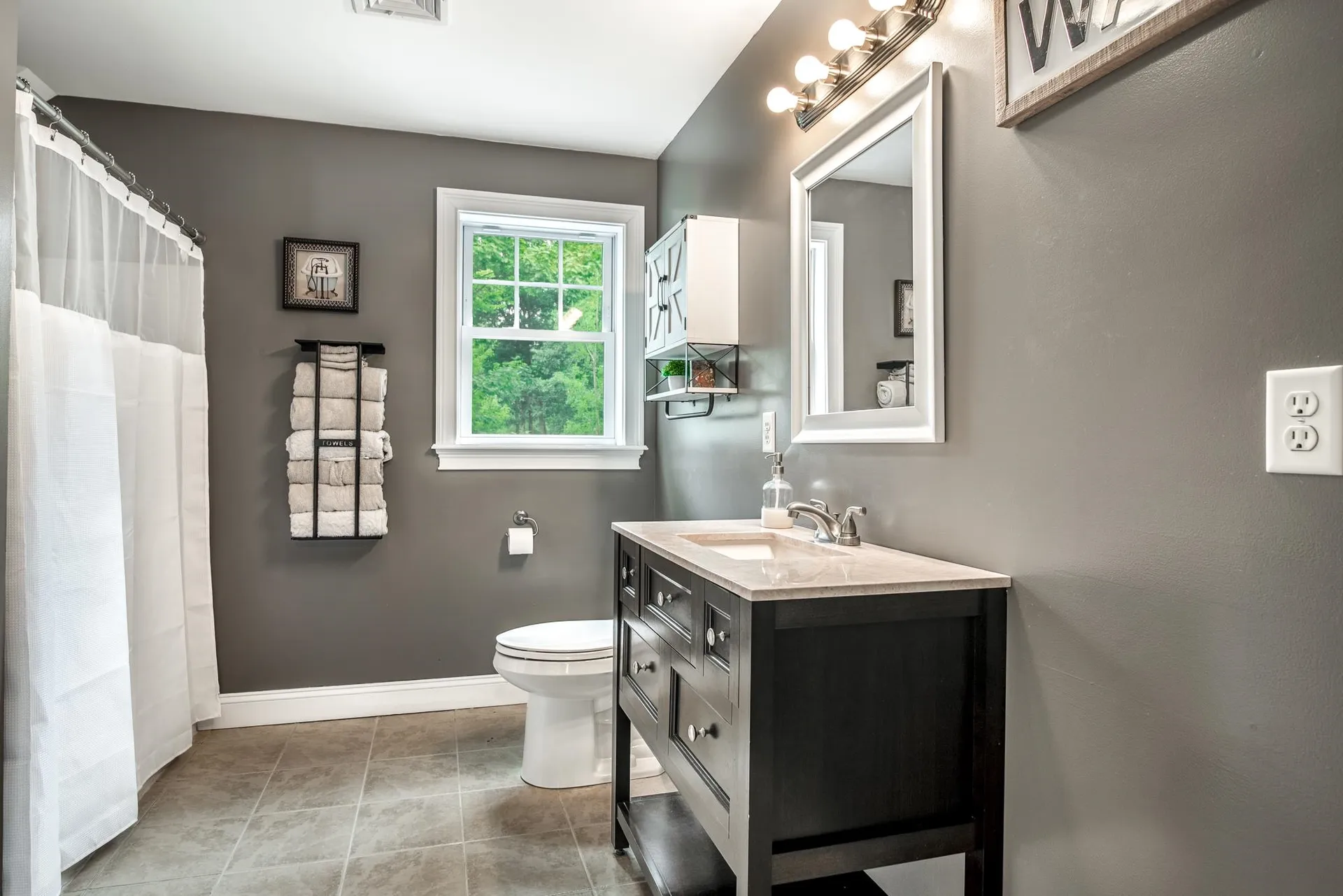 94 High Meadows Drive Deerfield NH 03037