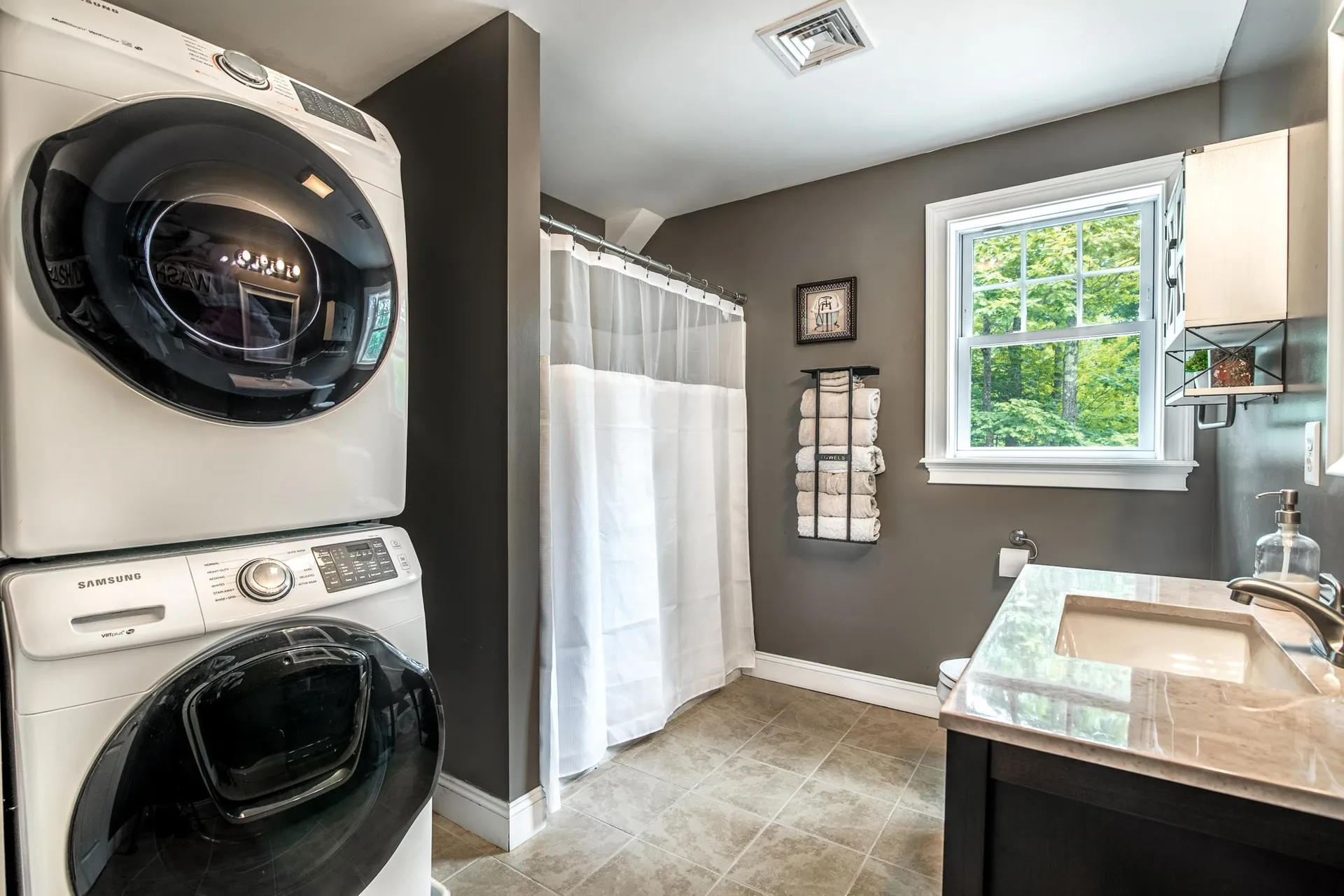 94 High Meadows Drive Deerfield NH 03037