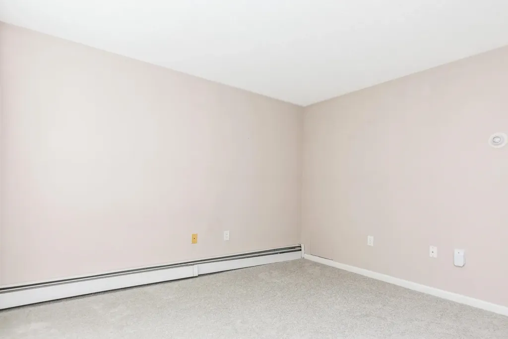 4 Woodland Green Rochester NH 03868