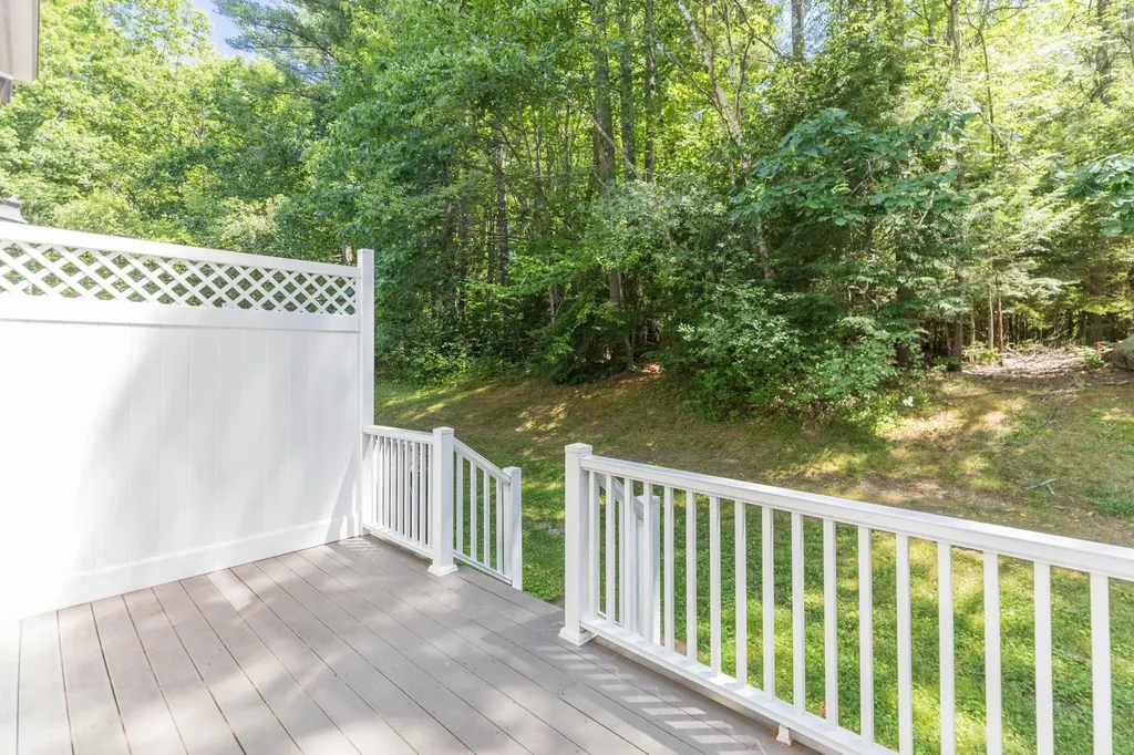 4 Woodland Green Rochester NH 03868