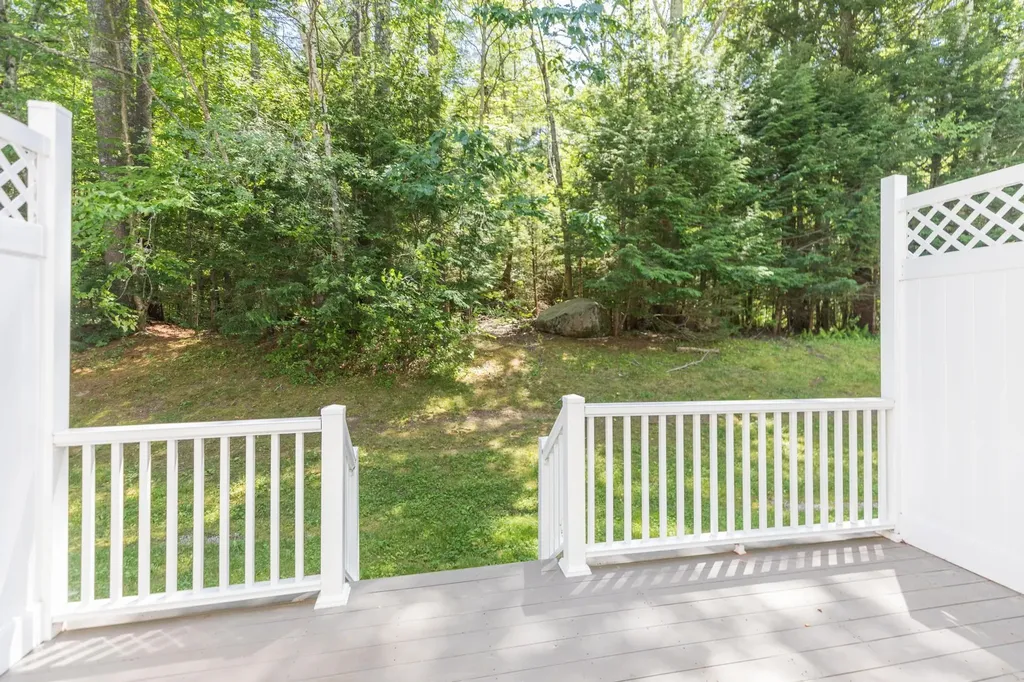 4 Woodland Green Rochester NH 03868