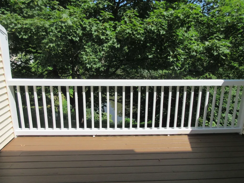 413 Fox Hollow Way Manchester NH 03104