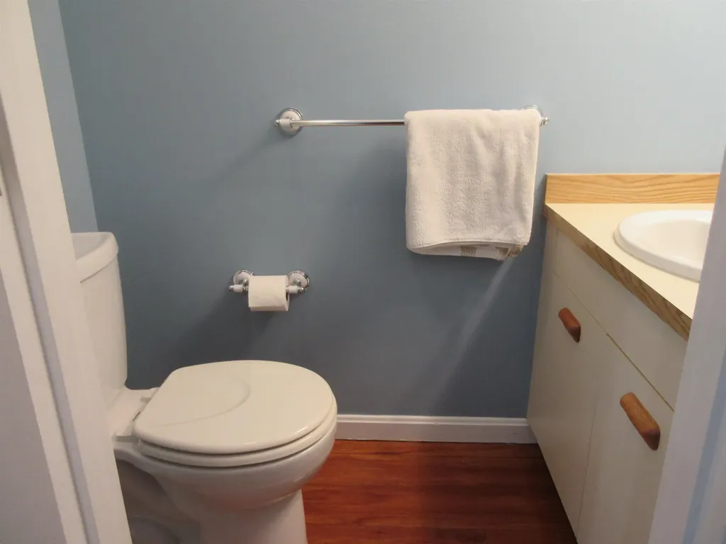 413 Fox Hollow Way Manchester NH 03104