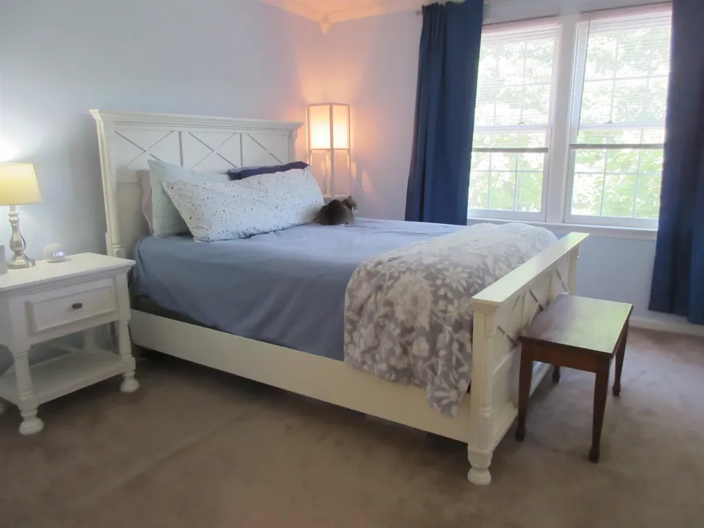 413 Fox Hollow Way Manchester NH 03104
