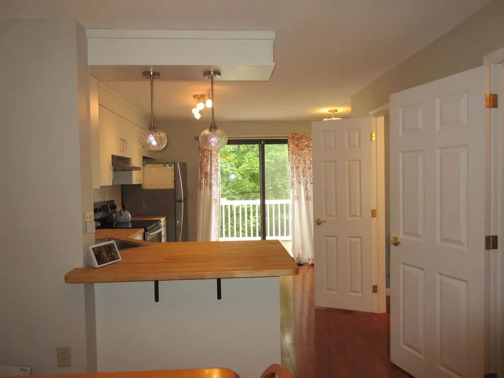 413 Fox Hollow Way Manchester NH 03104