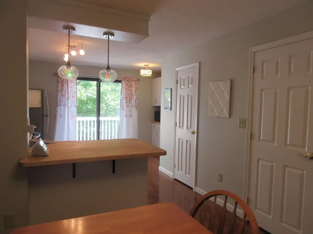 413 Fox Hollow Way Manchester NH 03104