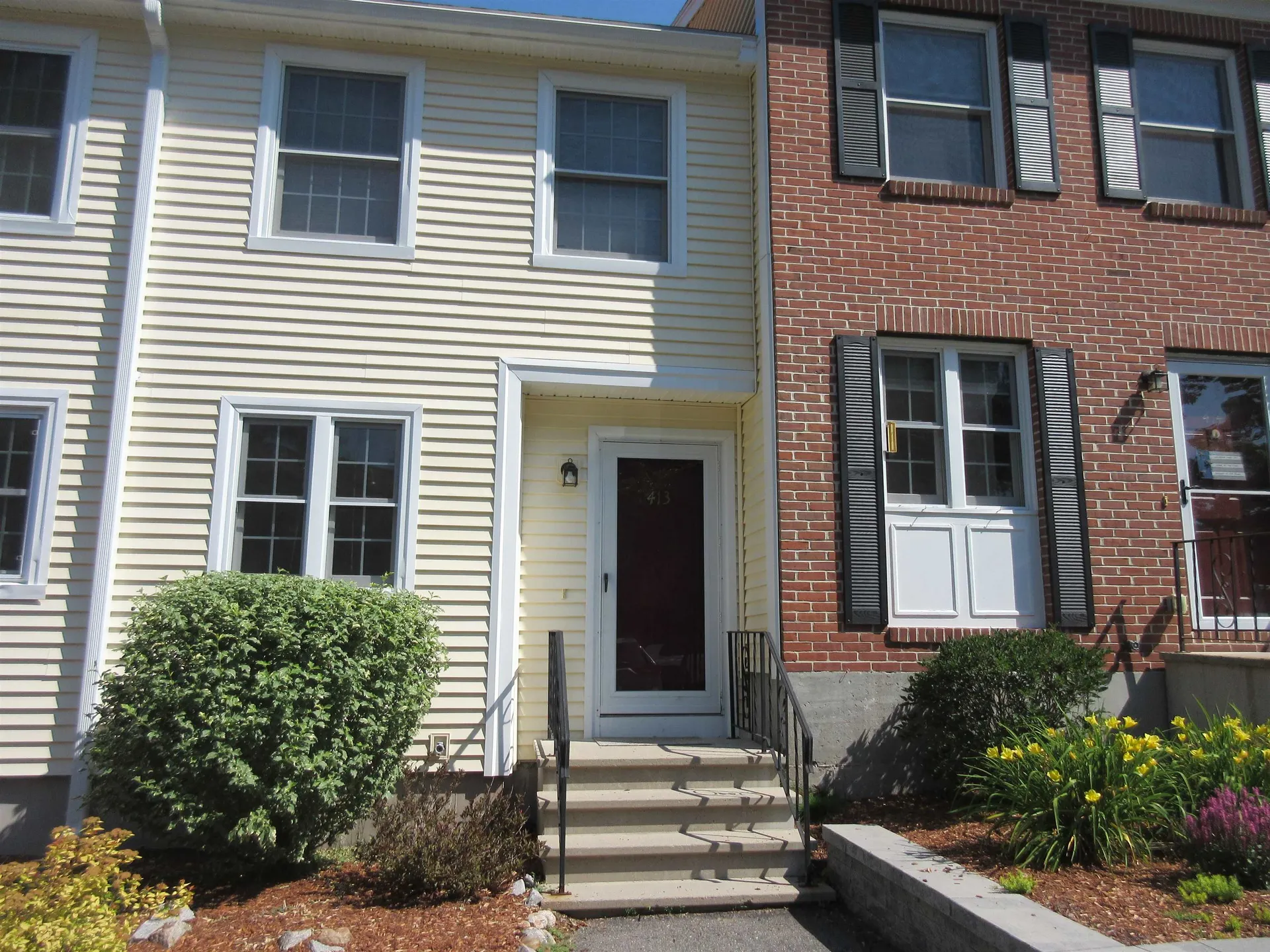 413 Fox Hollow Way Manchester NH 03104