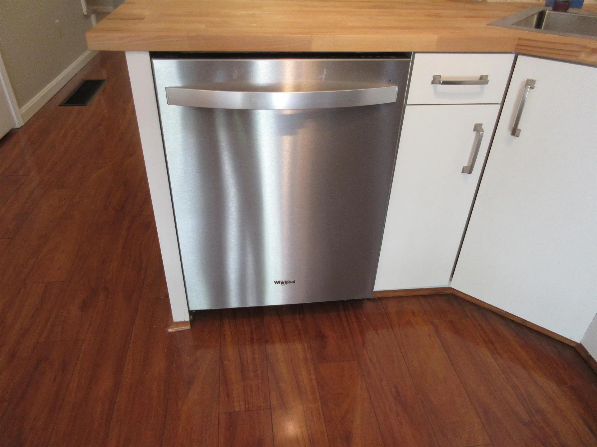 413 Fox Hollow Way Manchester NH 03104