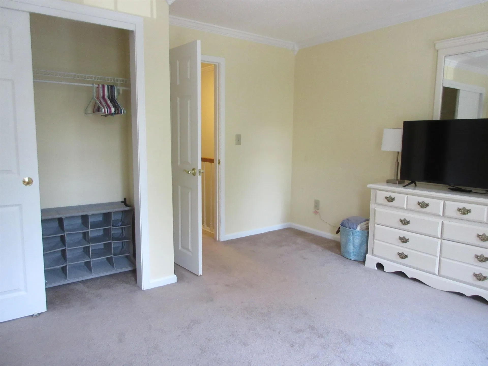413 Fox Hollow Way Manchester NH 03104