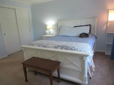 413 Fox Hollow Way Manchester NH 03104