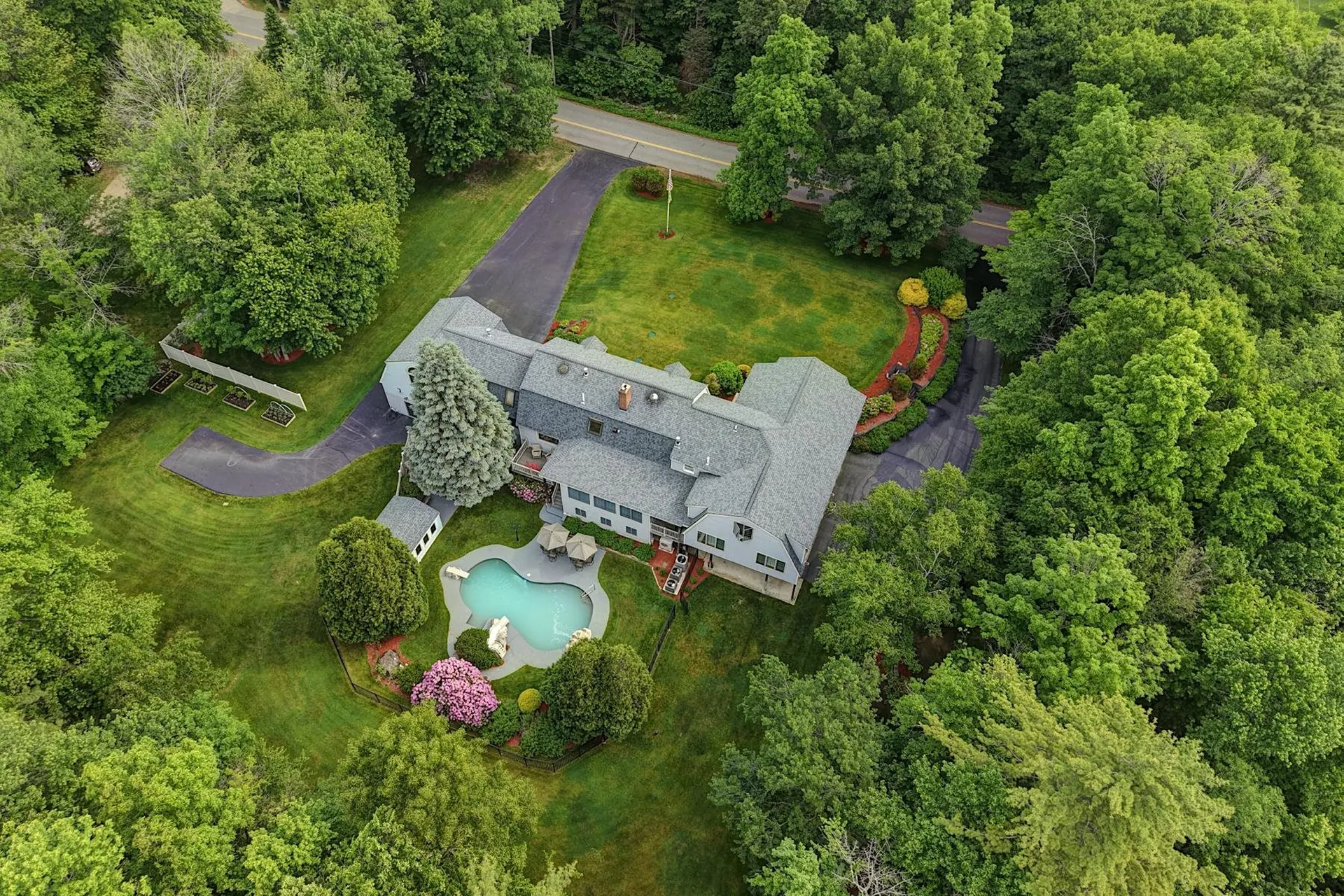73-75 Dearborn Road Greenland NH 03840