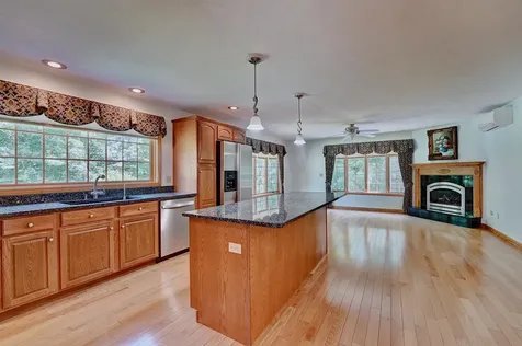 73-75 Dearborn Road Greenland NH 03840