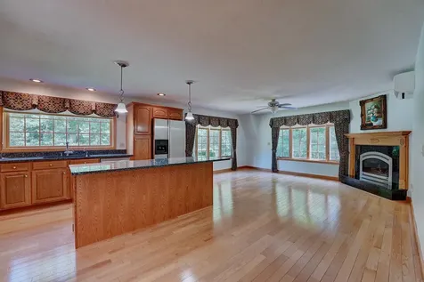 73-75 Dearborn Road Greenland NH 03840
