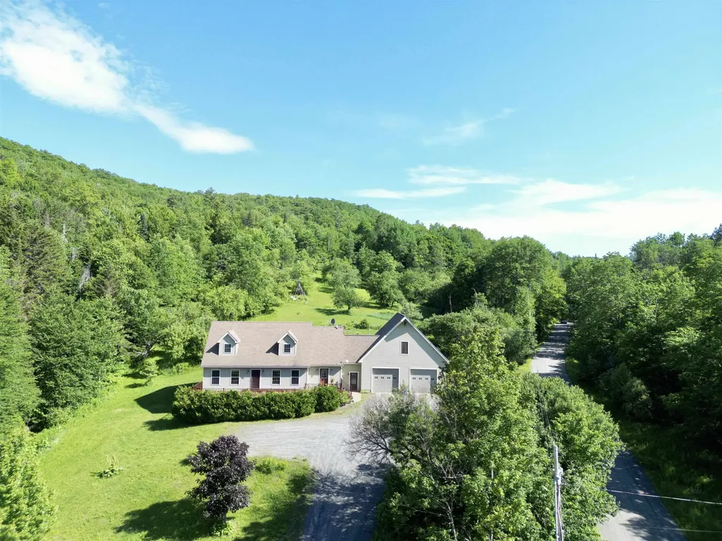 527 Mud Hollow Road Kirby VT 05824