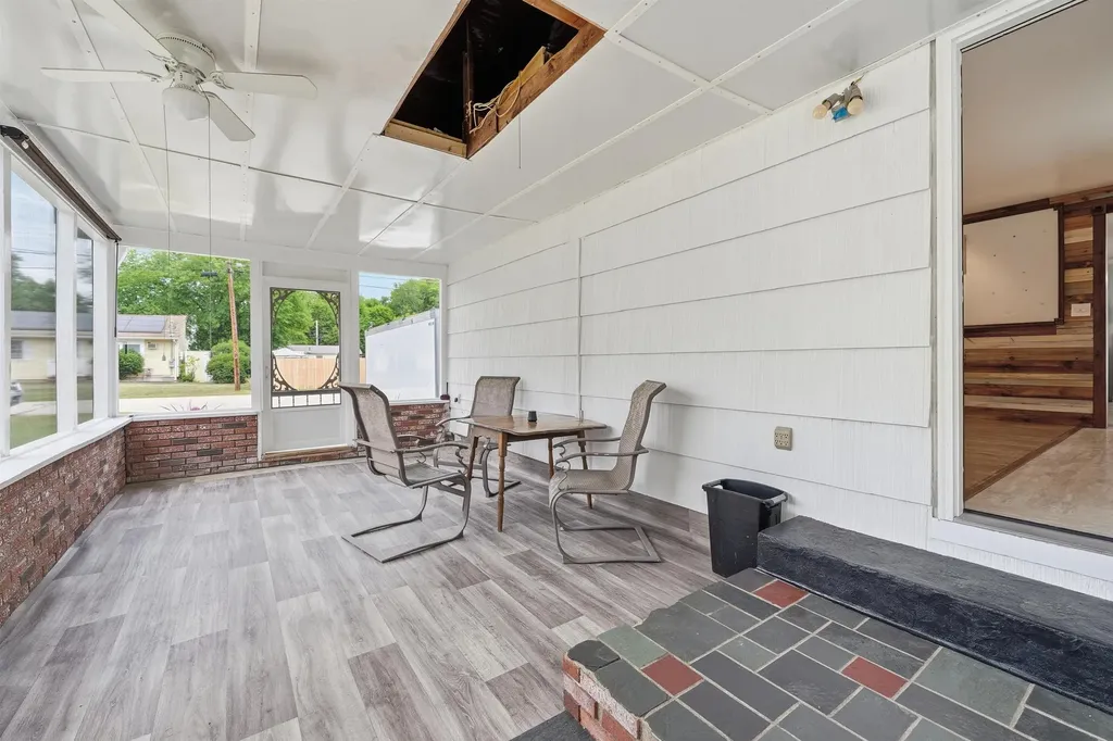 2 Iroquois Road Nashua NH 03063