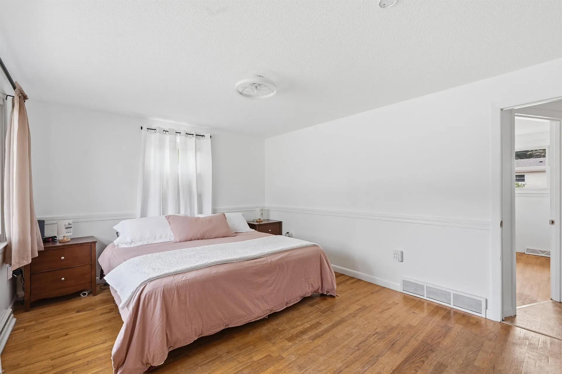 2 Iroquois Road Nashua NH 03063