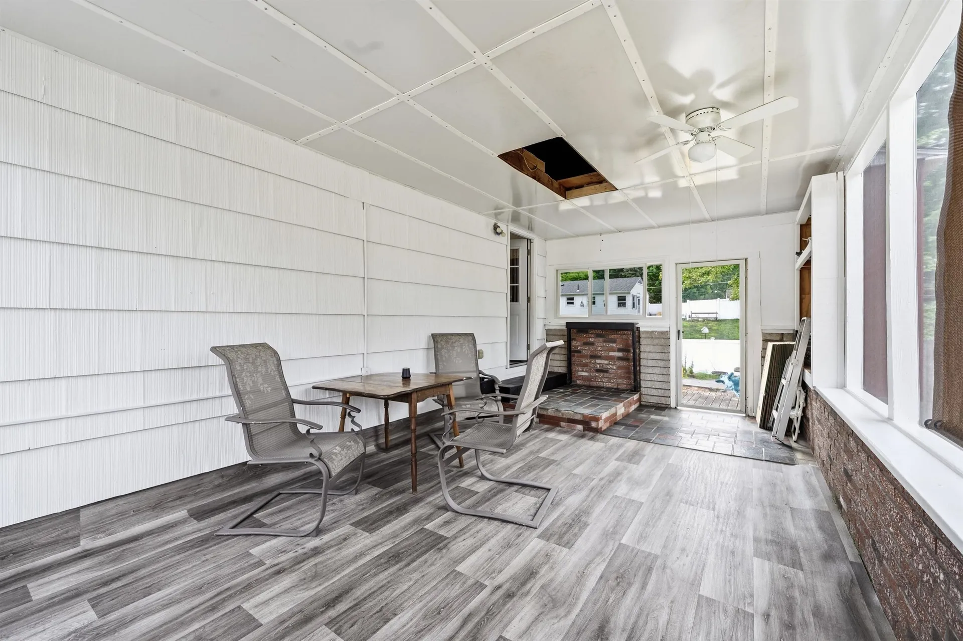2 Iroquois Road Nashua NH 03063