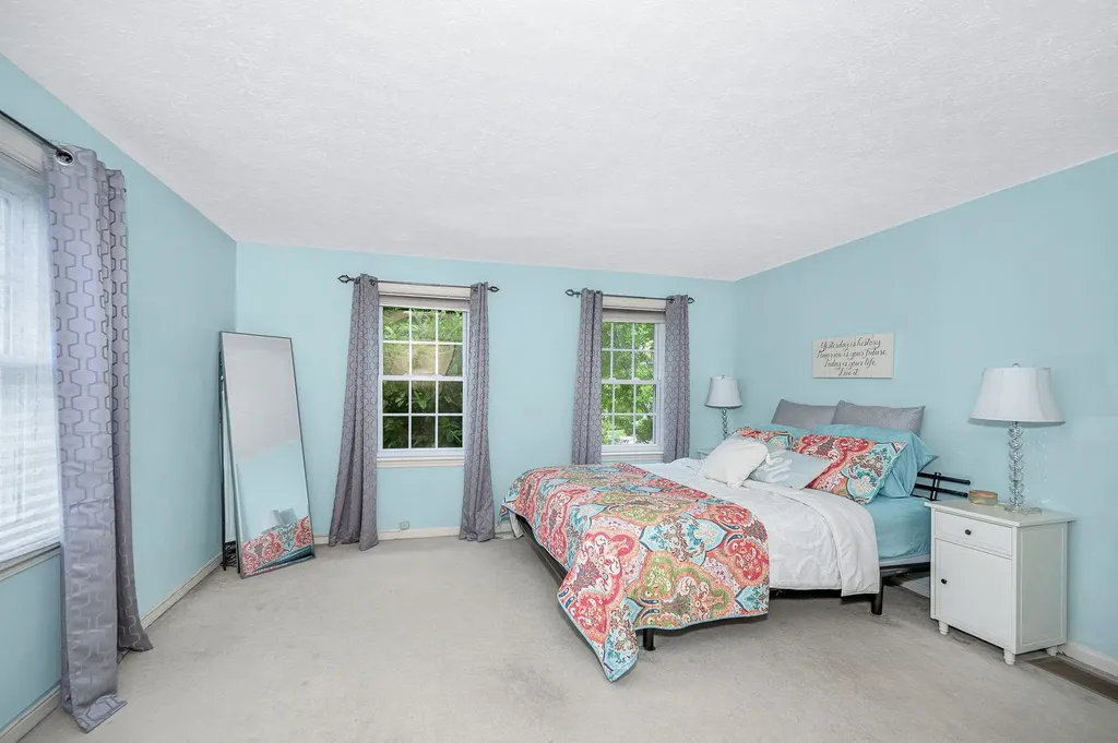 3 Indian Fern Drive Nashua NH 03062